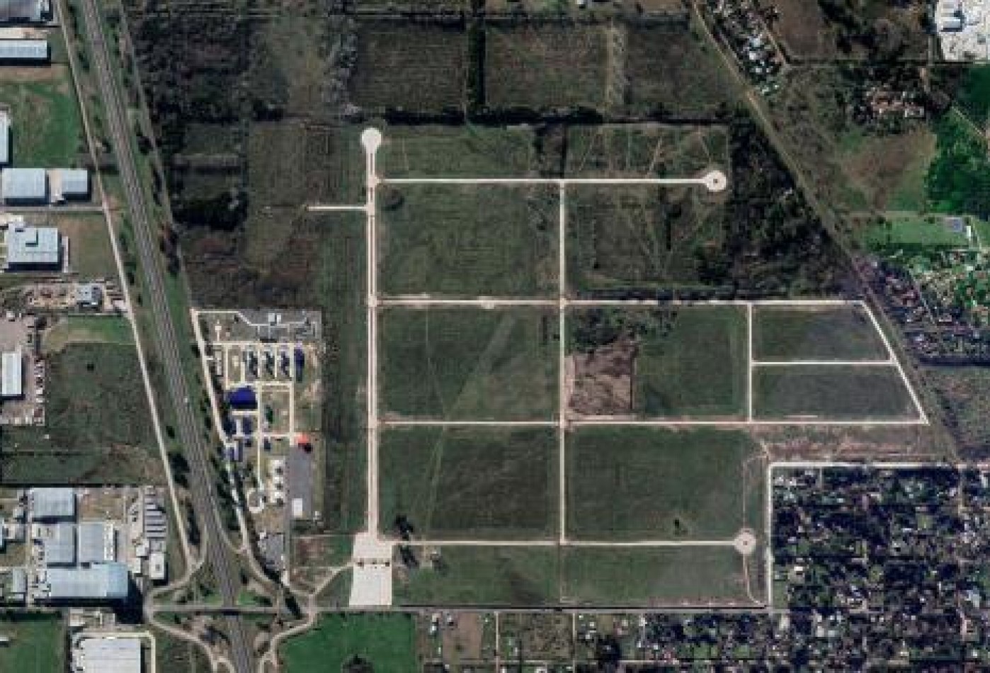 PARQUE INDUSTRIAL SPEGAZZINI - LOTE 2.142 m2