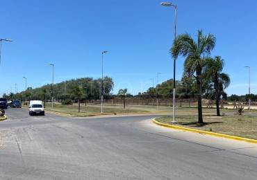 GALPON de 410 m2 en esquina Avda. Maipu y Lamadrid - Ezeiza