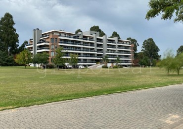 ALTOS DE VALDEVEZ - Departamento 2 amb. con cochera