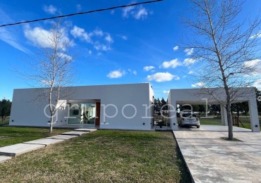 FINCAS DE SAN VICENTE GOLF - Propiedad en una planta . Gran parque y piscina