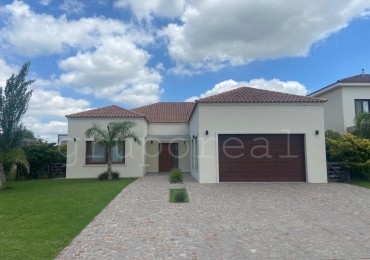 EL REBENQUE - Excelente casa toda en una planta  !!!
