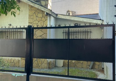 MONTE GRANDE - Casa en alquiler para uso comercial