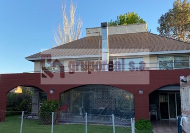 CLUB PRIVADO EL OMBU - Gran fondo libre + 5 dormitorios